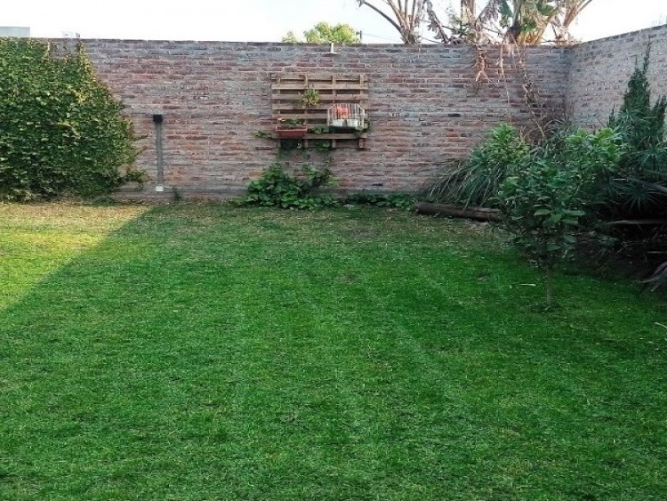 Casa en Venta en Pergamino - Agustin Alvarez 1800