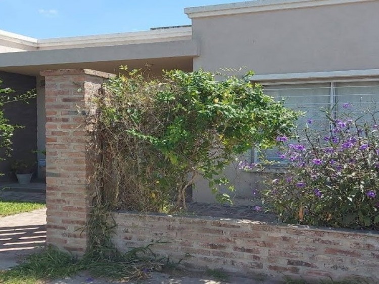 Casa en Venta en Pergamino - Agustin Alvarez 1800